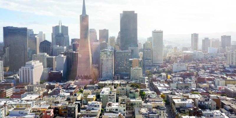 Dr. John Ayers23:以个体化疗法与全面健康服务,重塑心理健康之路