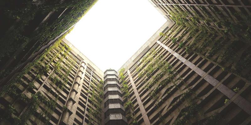 家庭治疗与心理健康新视野：Dr. John Ayers解析匿名社交媒体数据在流行病学研究中的潜力与挑战